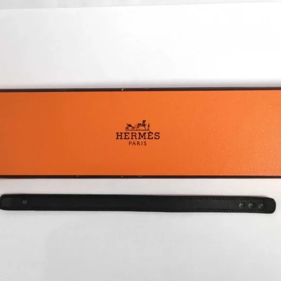 Hermes Bracelet Serie Looping Redish Black Leather Silver Hardware - Picture 9 of 9